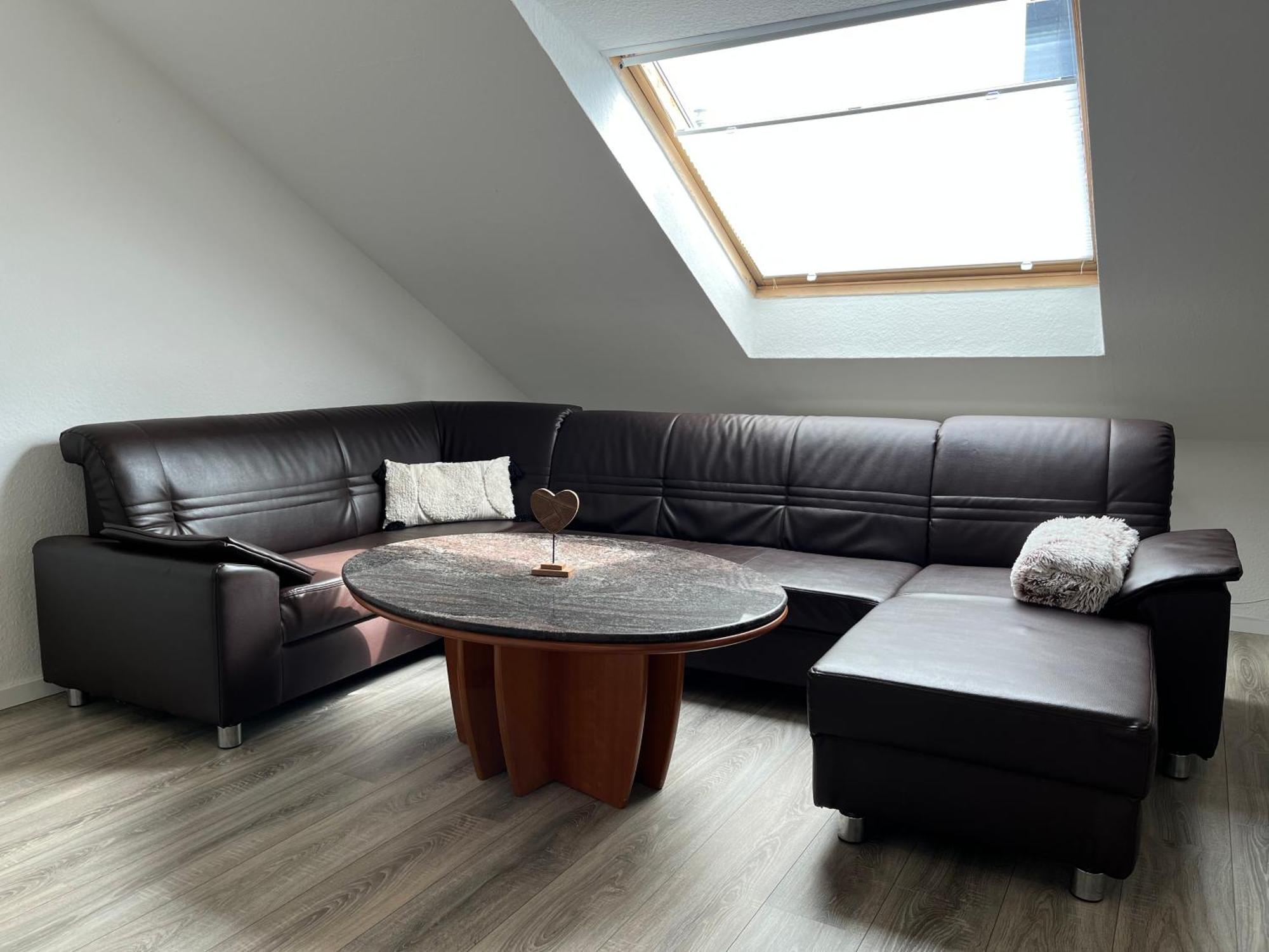 Marienhaus Apartment - Zentral, Parken, Netflix, Kontaktloses Einchecken Wuppertal Eksteriør billede